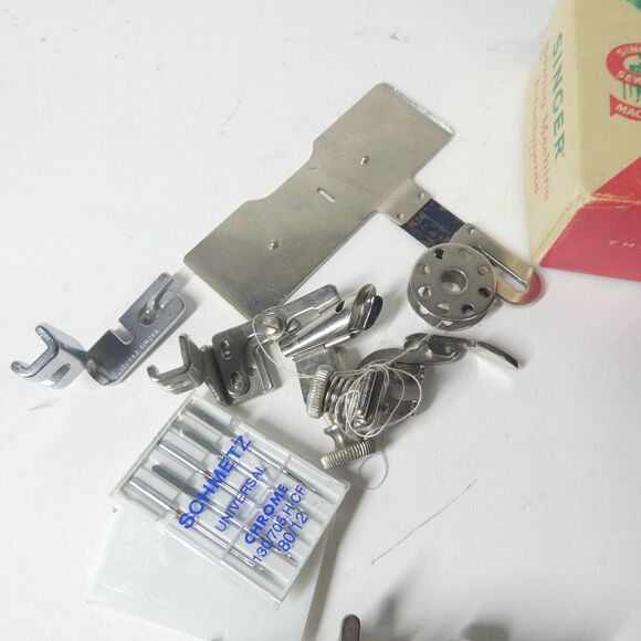 Singer Sewing Machine Attachments Lot w/Boxes Vintage For Class 301 160623 - Picture 5 of 6